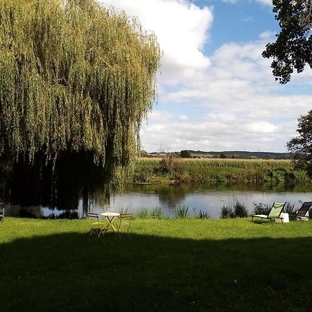Havre De Paix Au Bords De L'Eure - Divers Hebergements Garennes-sur-Eure Exteriér fotografie