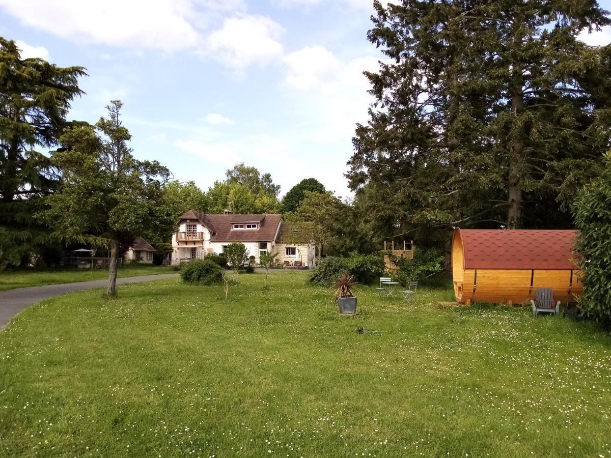 Havre De Paix Au Bords De L'Eure - Divers Hebergements Garennes-sur-Eure Exteriér fotografie