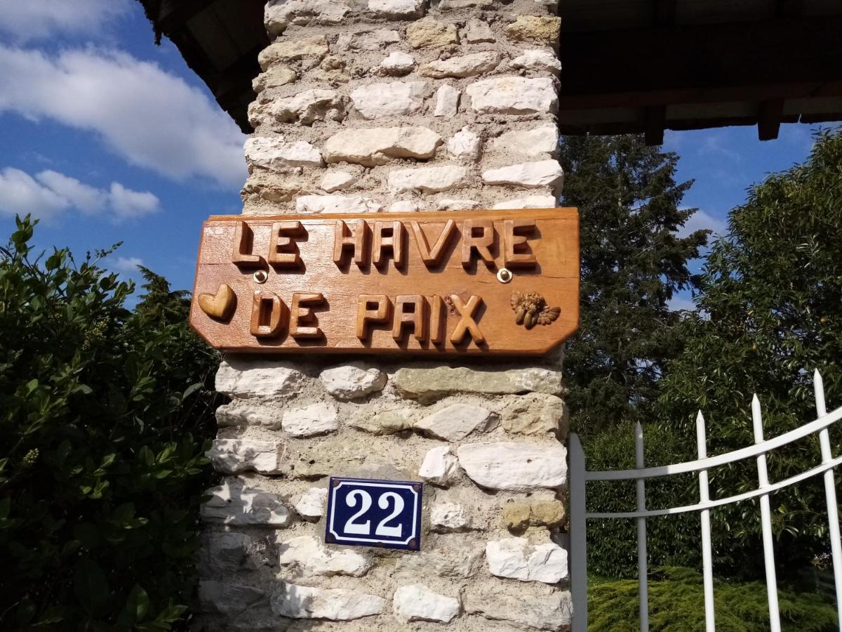 Havre De Paix Au Bords De L'Eure - Divers Hebergements Garennes-sur-Eure Exteriér fotografie