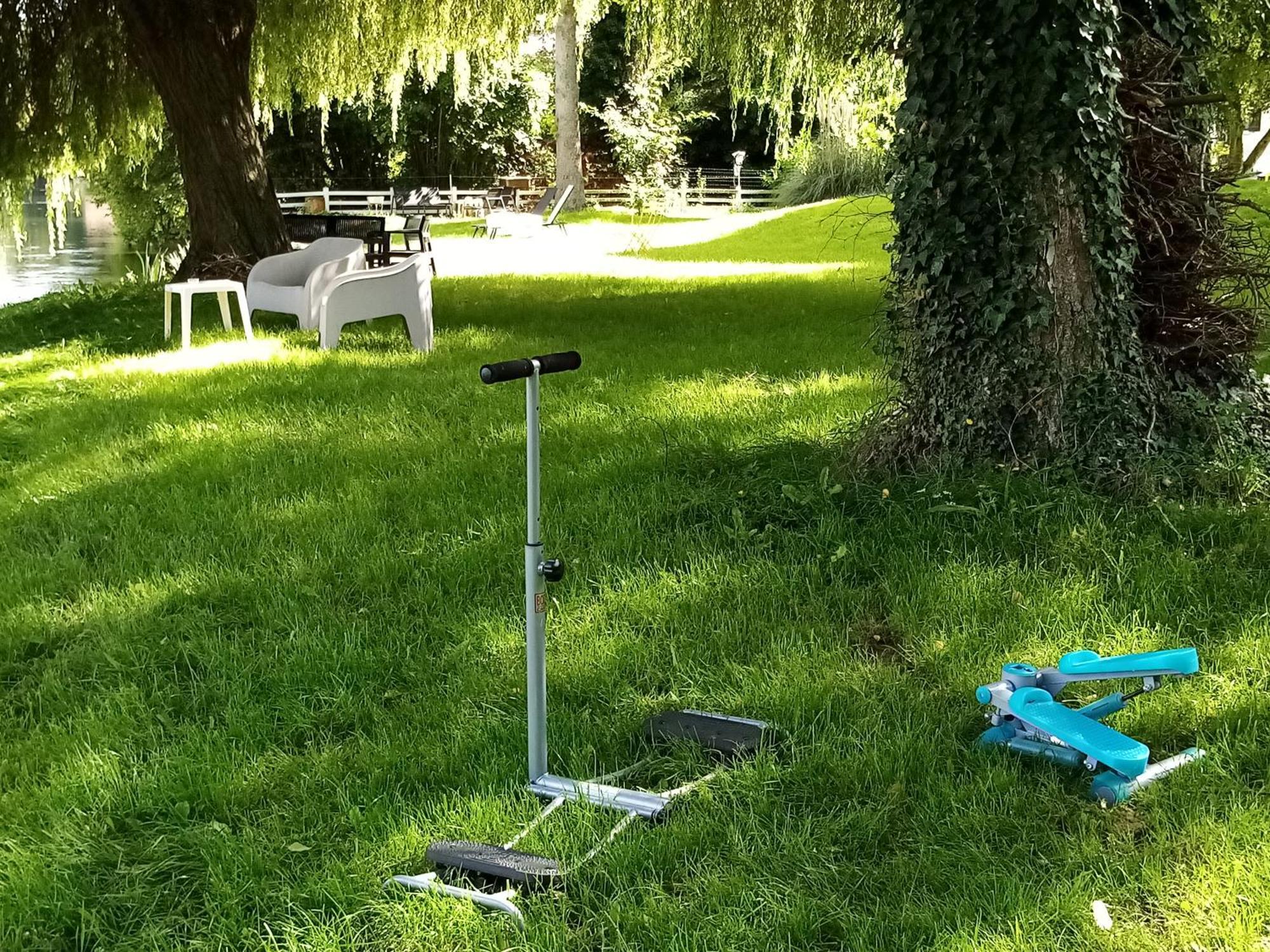 Havre De Paix Au Bords De L'Eure - Divers Hebergements Garennes-sur-Eure Exteriér fotografie